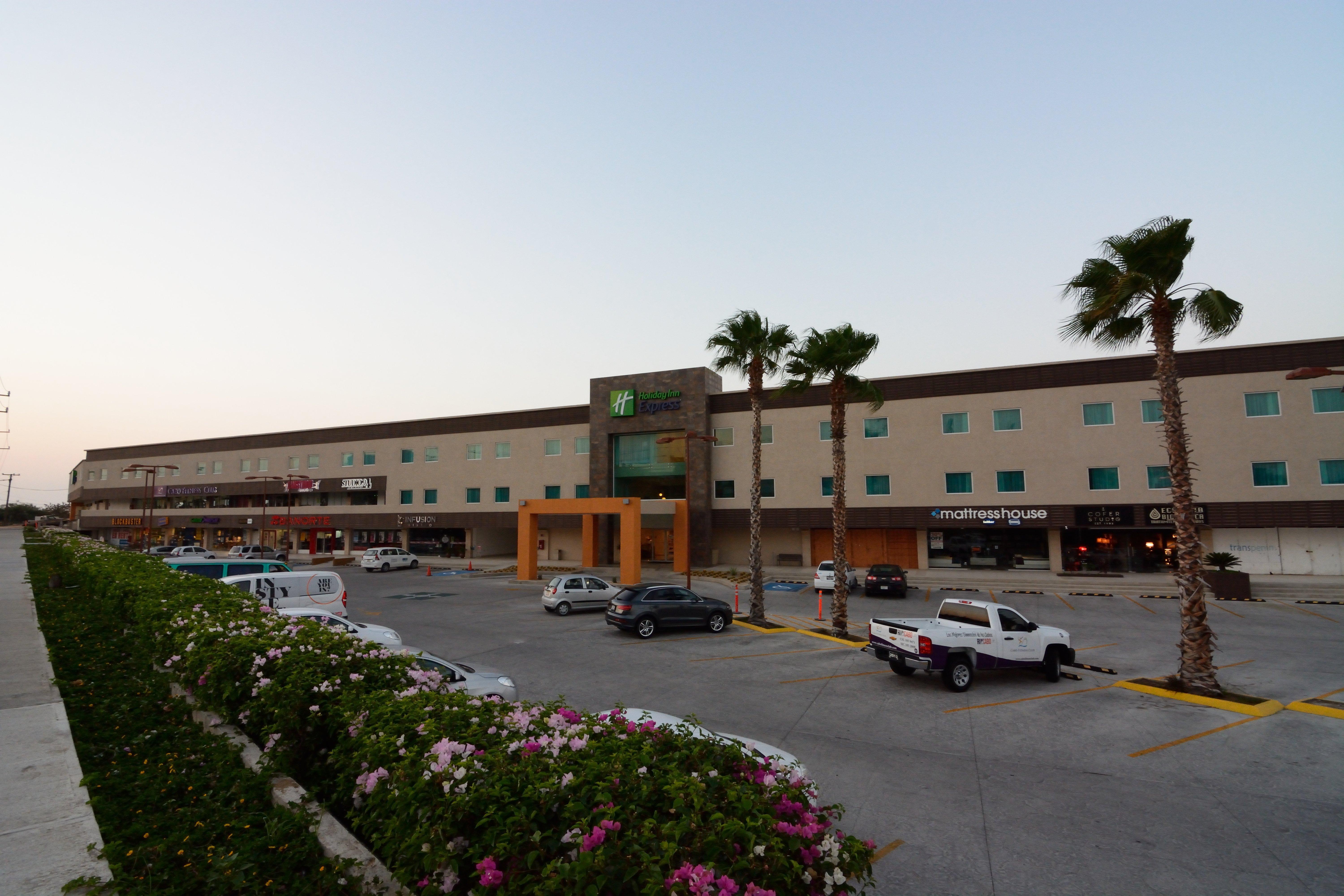 Holiday Inn Express Cabo San Lucas By Ihg Bagian luar foto