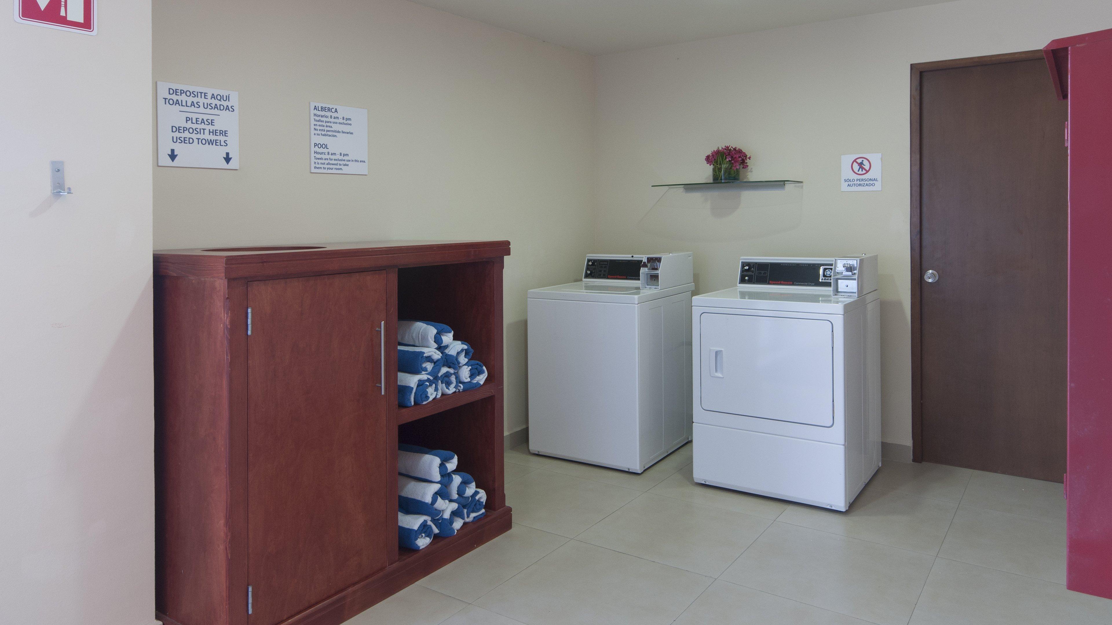 Holiday Inn Express Cabo San Lucas By Ihg Bagian luar foto
